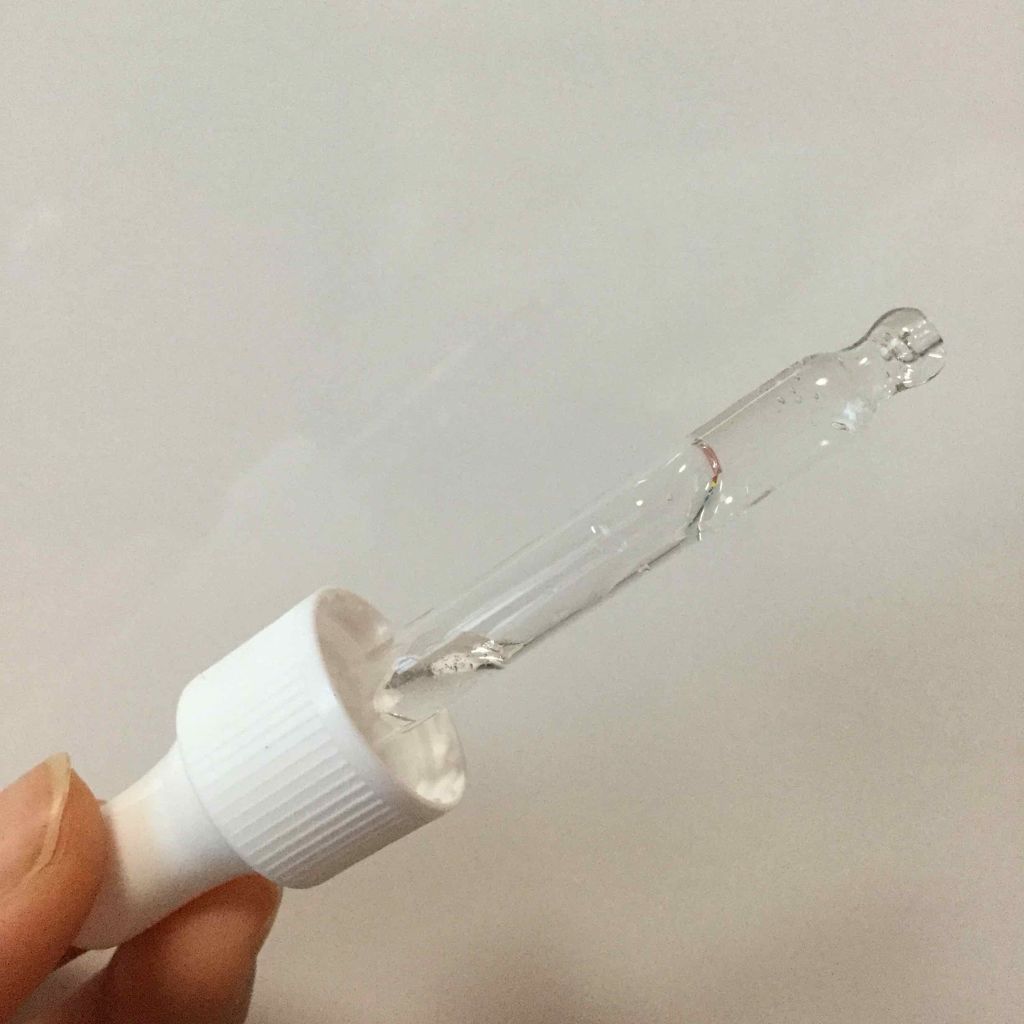  D濃密美容液 ヒアルロン酸/DAISO/美容液を使ったクチコミ（2枚目）