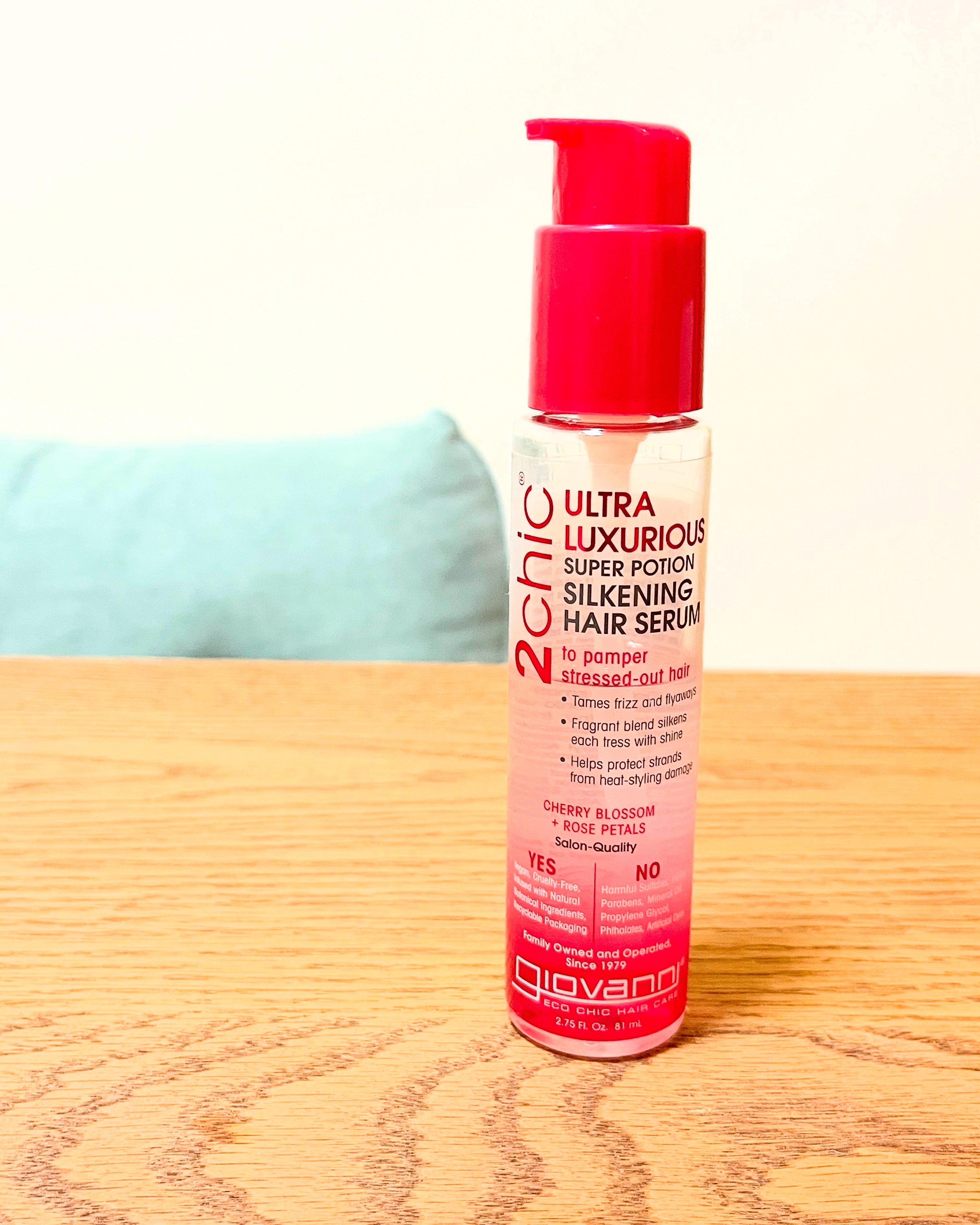 2chic ラグジュリアスシルキーヘアセラム/giovanni/ヘアオイルを使ったクチコミ（1枚目）