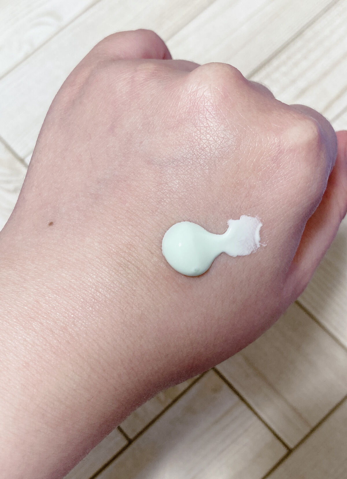 スキンアクア トーンアップUVエッセンス/スキンアクア/日焼け止めクリームを使ったクチコミ（2枚目）