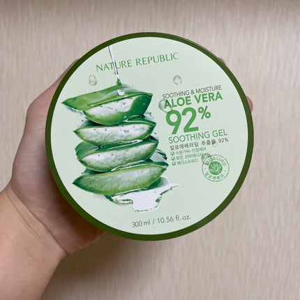 けいじ@美容大好き20代 on LIPS 「アロエスージングシェル効果絶大!ジェル状で肌に塗るとはじめはび..」(3枚目)