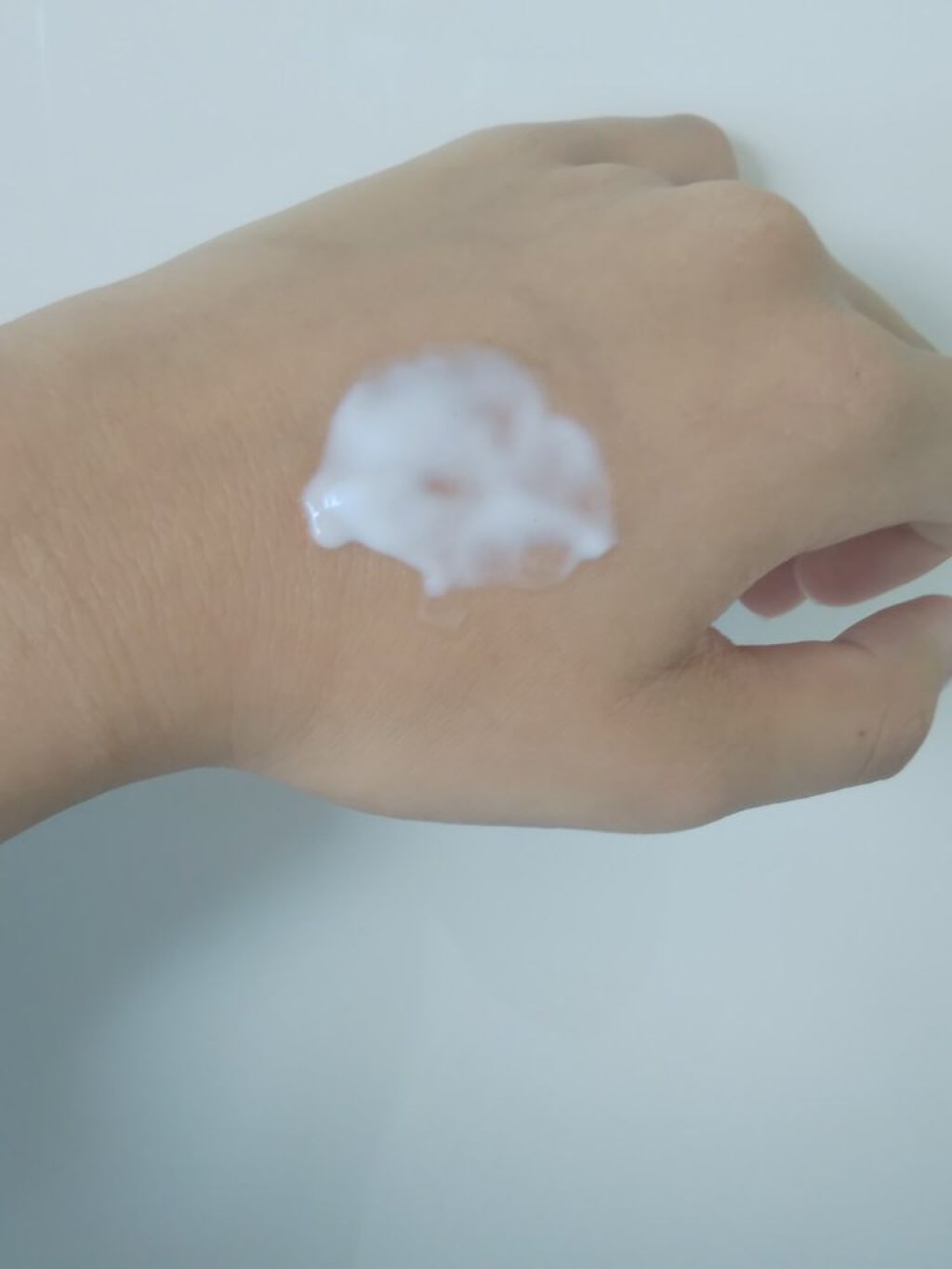 ホワイトケアクリーム/透明白肌/フェイスクリームを使ったクチコミ(3枚目)