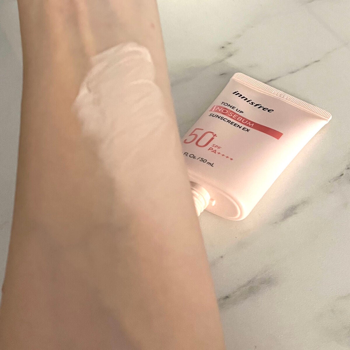 トーンアップ ノーセバム サンスクリーン SPF50+ PA++++/innisfree/日焼け止めクリームを使ったクチコミ(6枚目)