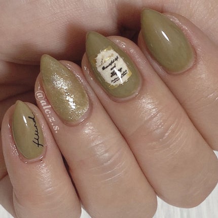 カラフルネイルズ/キャンメイク/マニキュアを使ったクチコミ(2枚目)