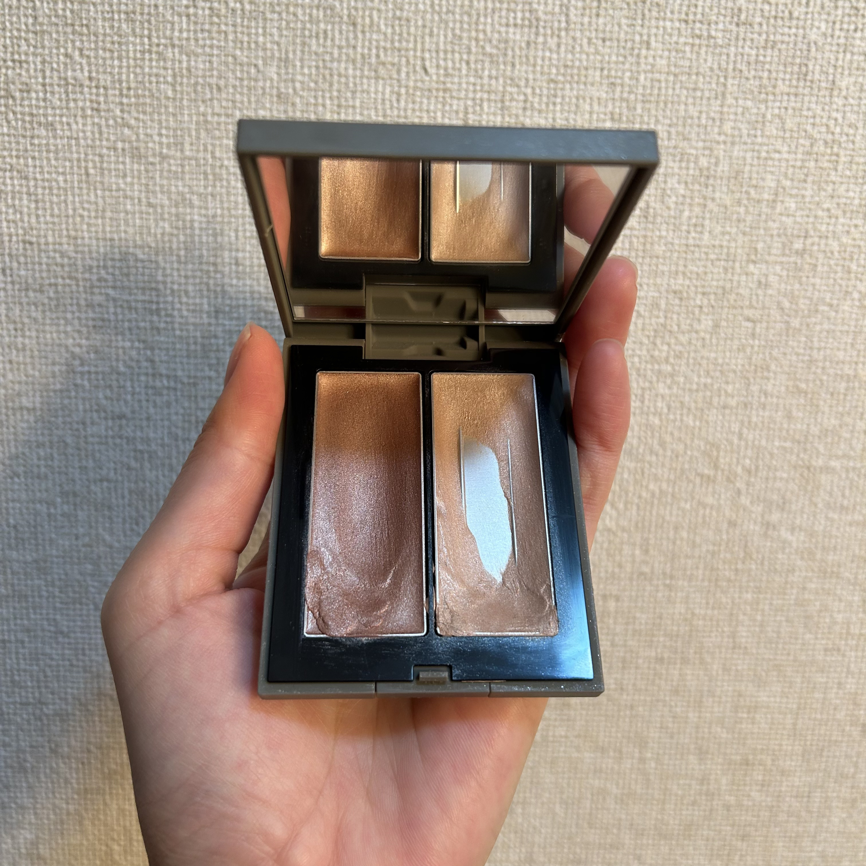 THREE シマリング グロー デュオ 02/THREE/クリームハイライトを使ったクチコミ（1枚目）