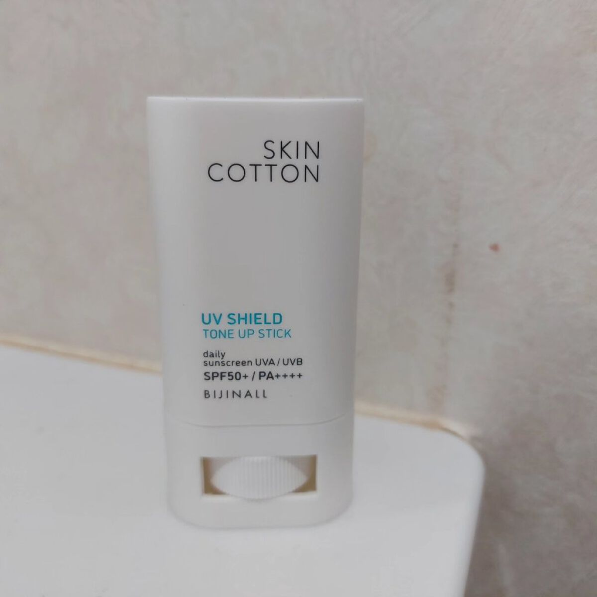 UVシールド トーンアップスティック/スキンコットン/日焼け止めスティックを使ったクチコミ（1枚目）