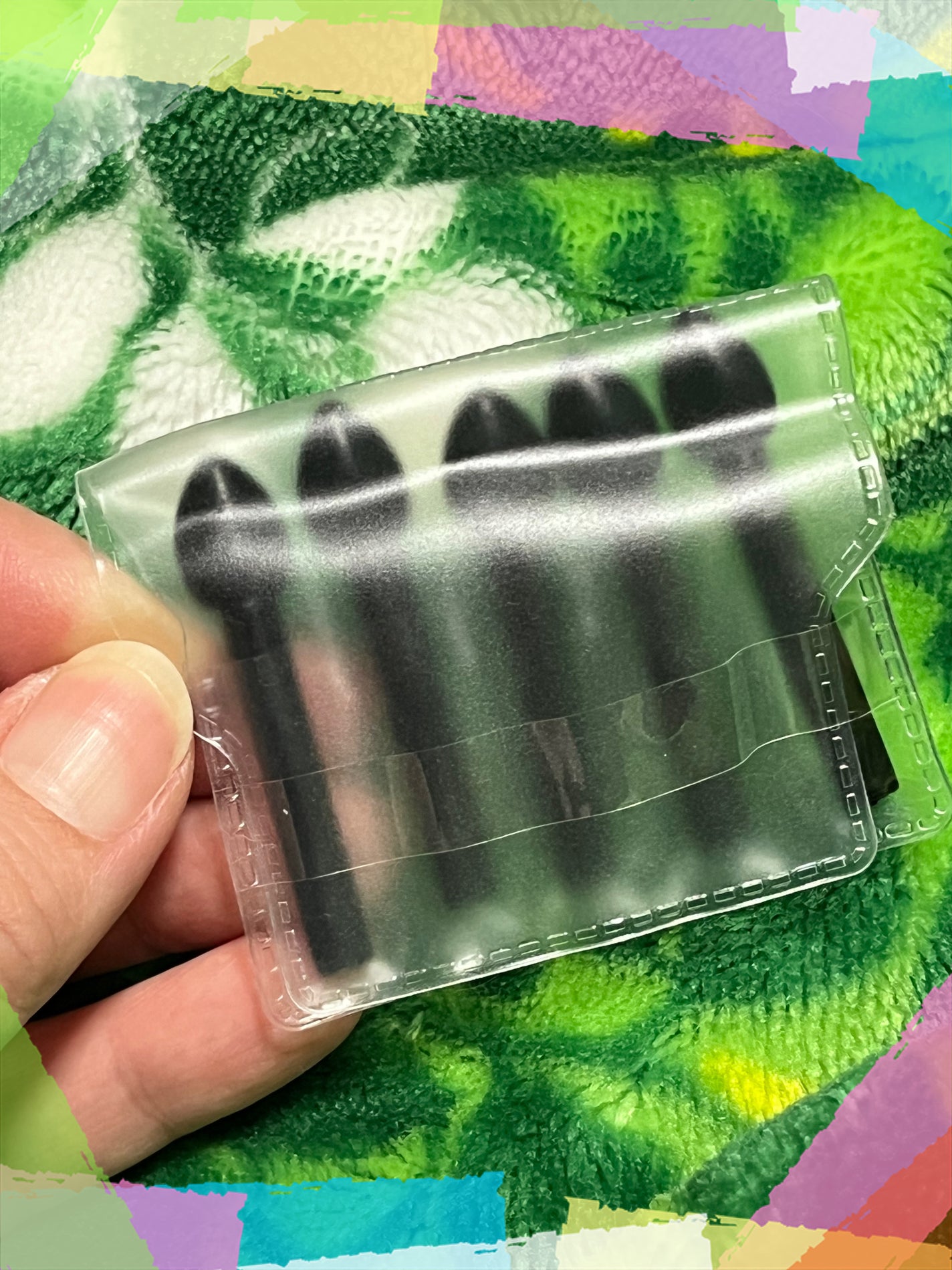 1回塗りでムラなく輝発色シリコーンチップ5本入ケース付/キャンドゥ/その他化粧小物を使ったクチコミ(2枚目)