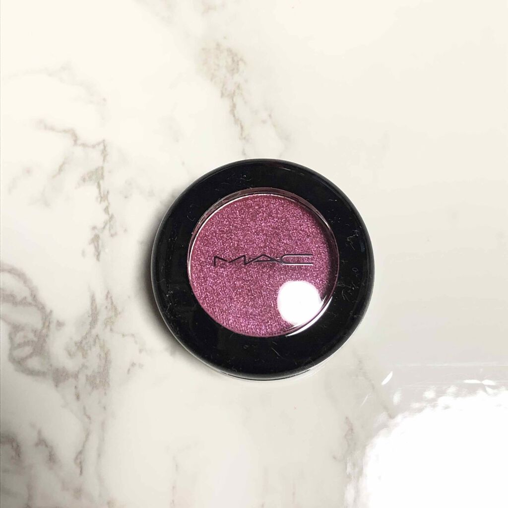 ダズルシャドウ エクストリーム/M・A・C/単色アイシャドウを使ったクチコミ（1枚目）