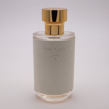 プラダ フェム EDP/PRADA BEAUTY/香水(レディース)を使ったクチコミ（3枚目）