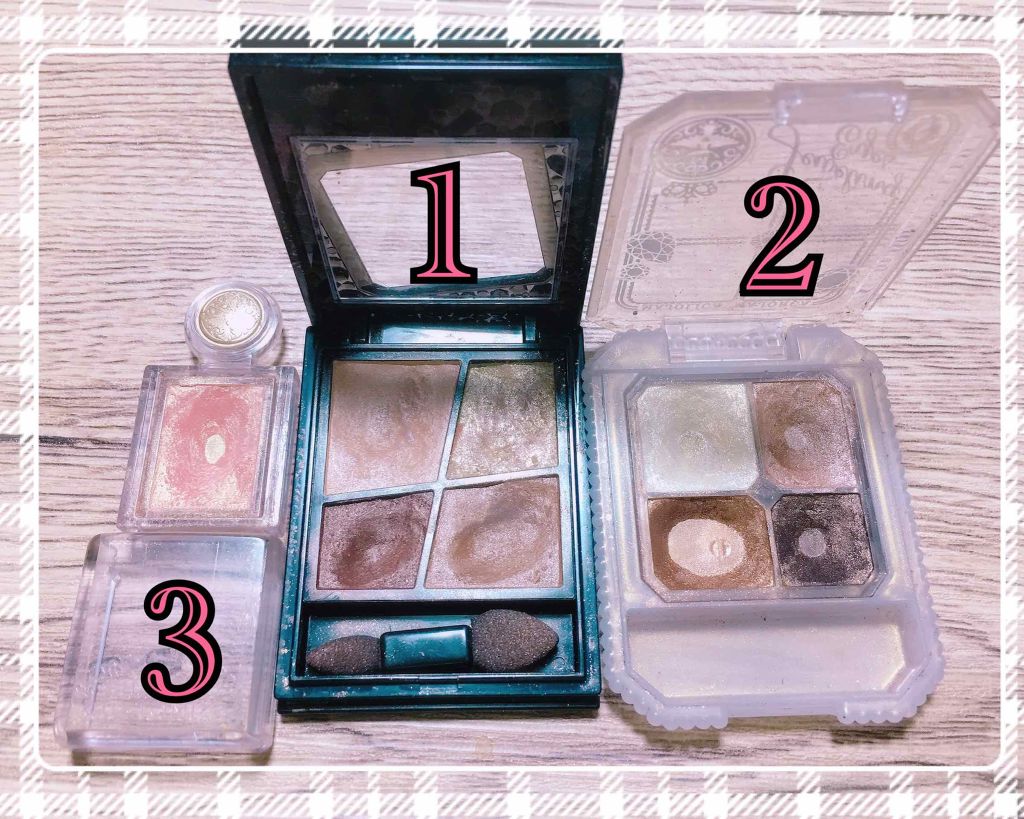 シャドーカスタマイズ/MAJOLICA MAJORCA/単色アイシャドウを使ったクチコミ（2枚目）