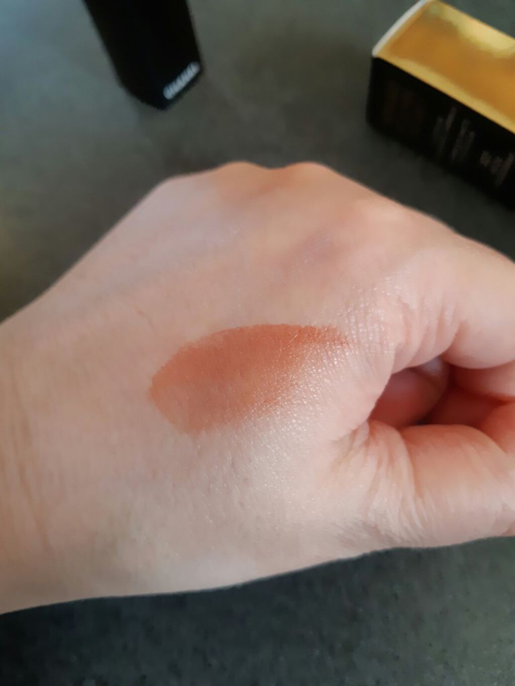 ルージュ アリュール ヴェルヴェット/CHANEL/口紅を使ったクチコミ(4枚目)