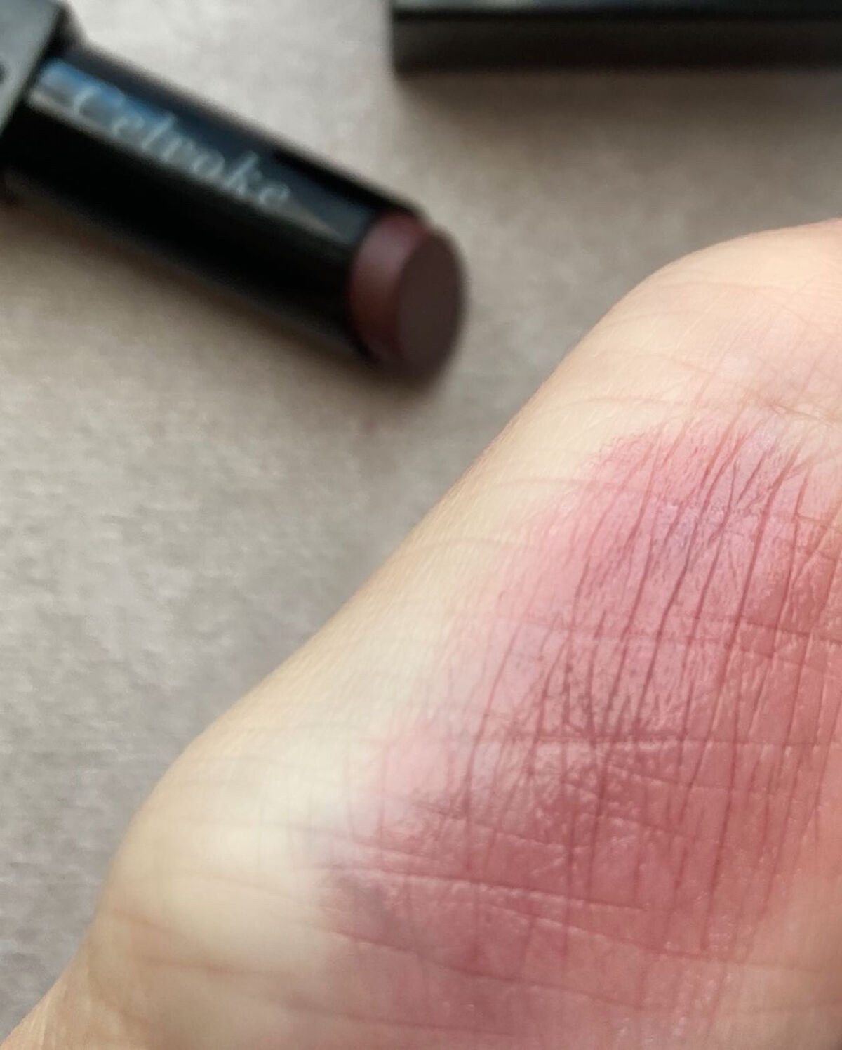 セルヴォーク クレイヴドネイルポリッシュ/Celvoke/マニキュアを使ったクチコミ（3枚目）