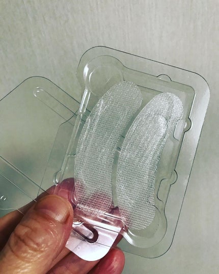 リクエス コンセントレート チャージ パッチ/クラブ/シートマスク・パックを使ったクチコミ(5枚目)