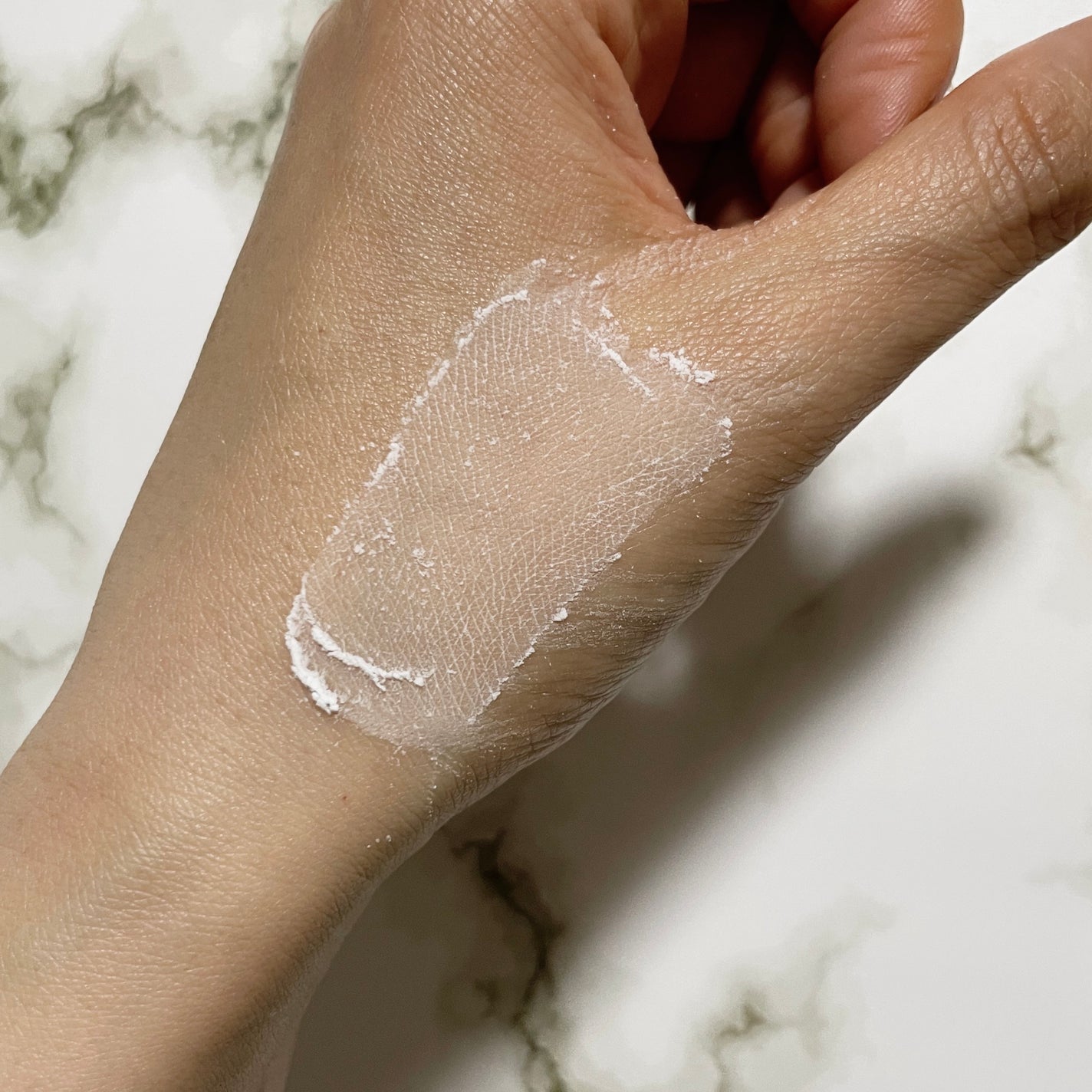 フェイス ブラー フィニッシング パウダー/Dear.A/ルースパウダーを使ったクチコミ(3枚目)