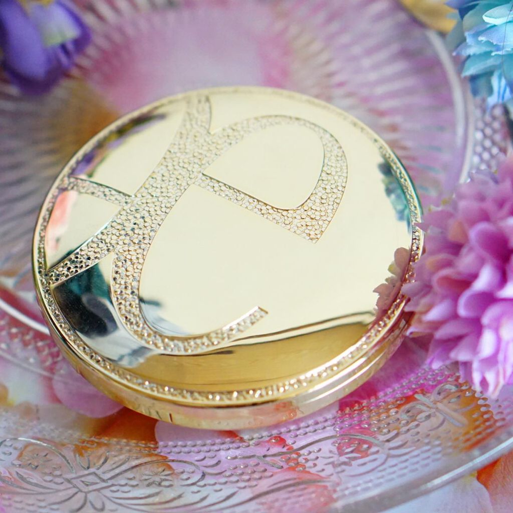 ファイン ヴェルヴェティ ファンデーション/Elégance/パウダーファンデーションを使ったクチコミ(2枚目)