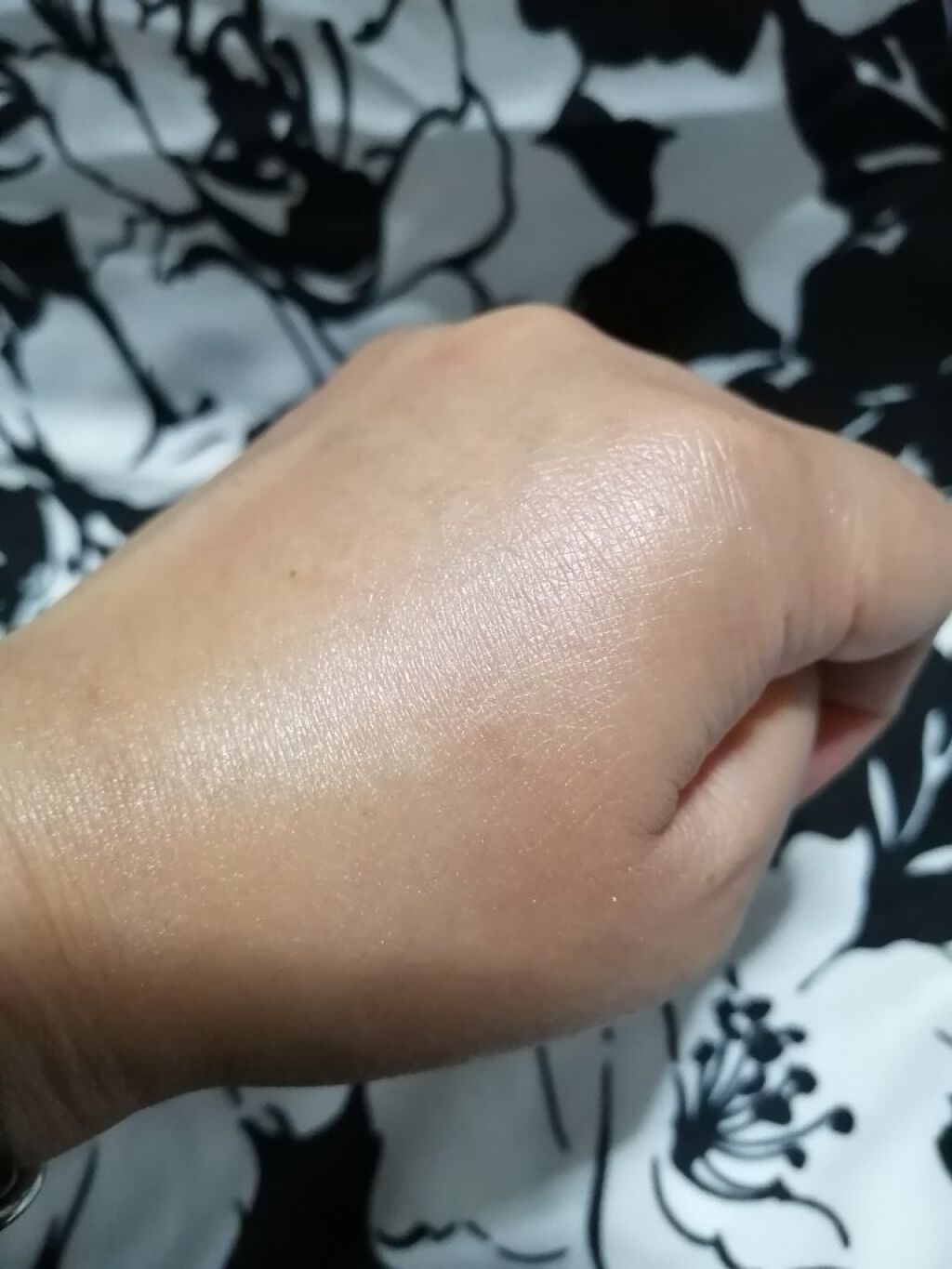 カラーコントロールUVエッセンス/レールデュサボン/日焼け止め・UVケアを使ったクチコミ（3枚目）