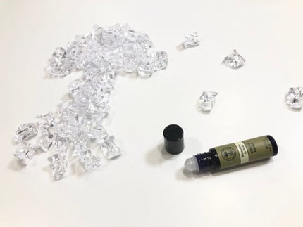 アロマパルス ウーマンズバランス/ニールズヤード レメディーズ/香水(レディース)を使ったクチコミ(2枚目)