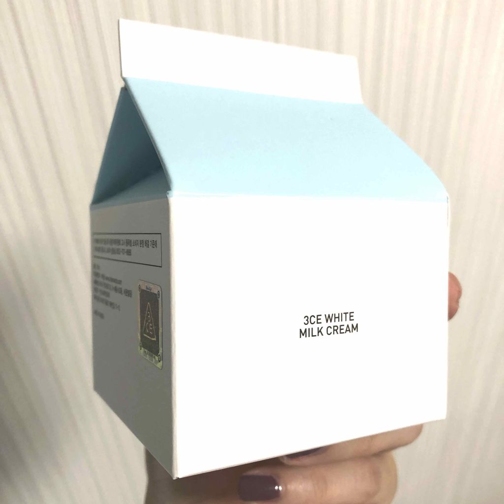 WHITE MILK CREAM/3CE/フェイスクリームを使ったクチコミ(2枚目)