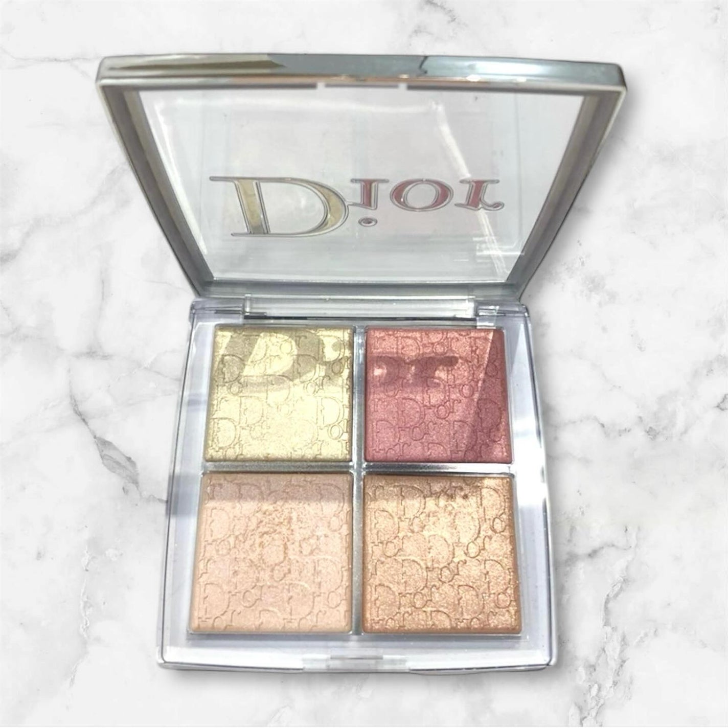 ディオール バックステージ フェイス グロウ パレット/Dior/ハイライトを使ったクチコミ(1枚目)