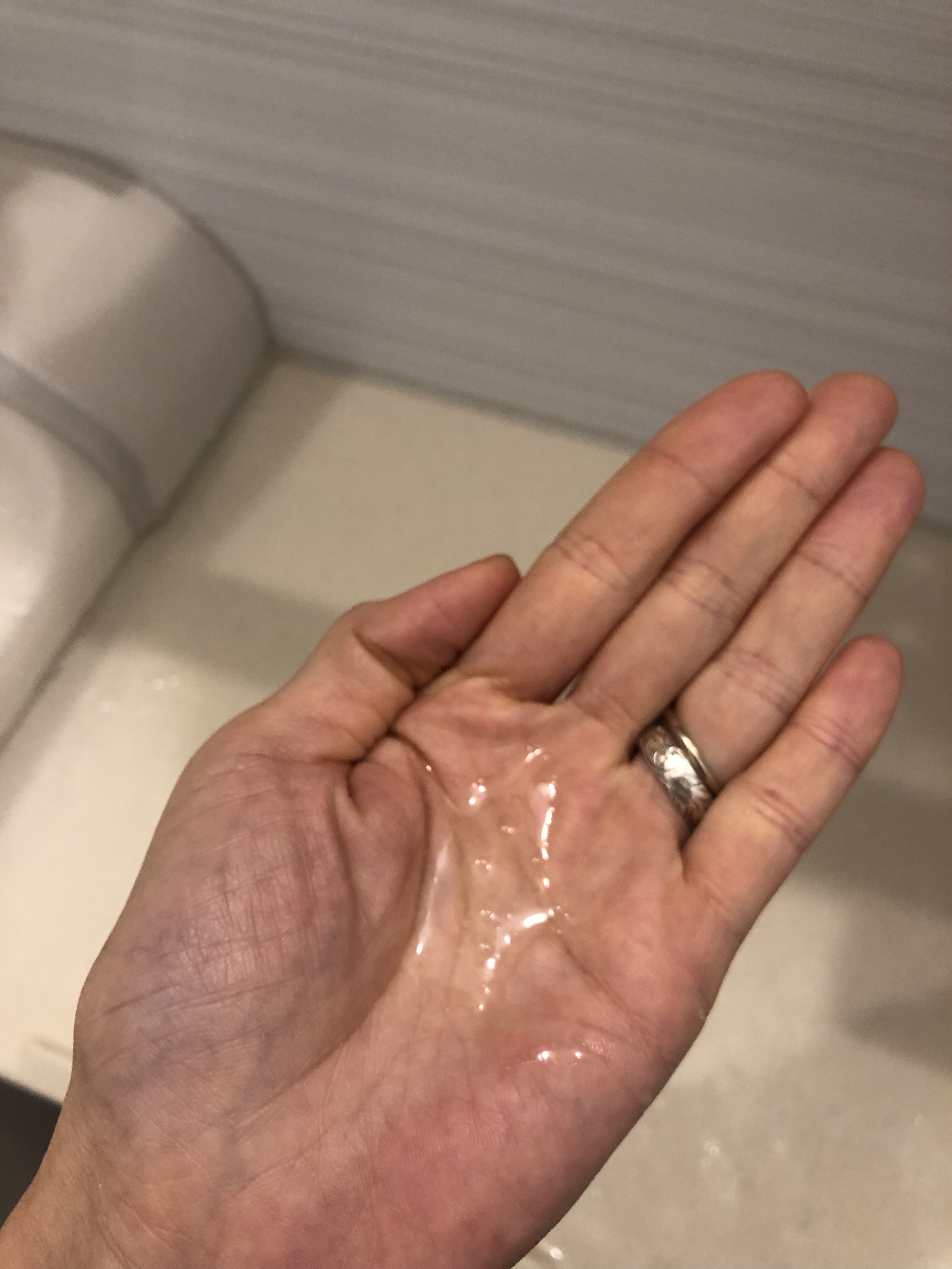 スキャルプシャンプー/トリートメント アロマシリーズ·レインボーローズの香り/Badens/市販シャンプーを使ったクチコミ（2枚目）