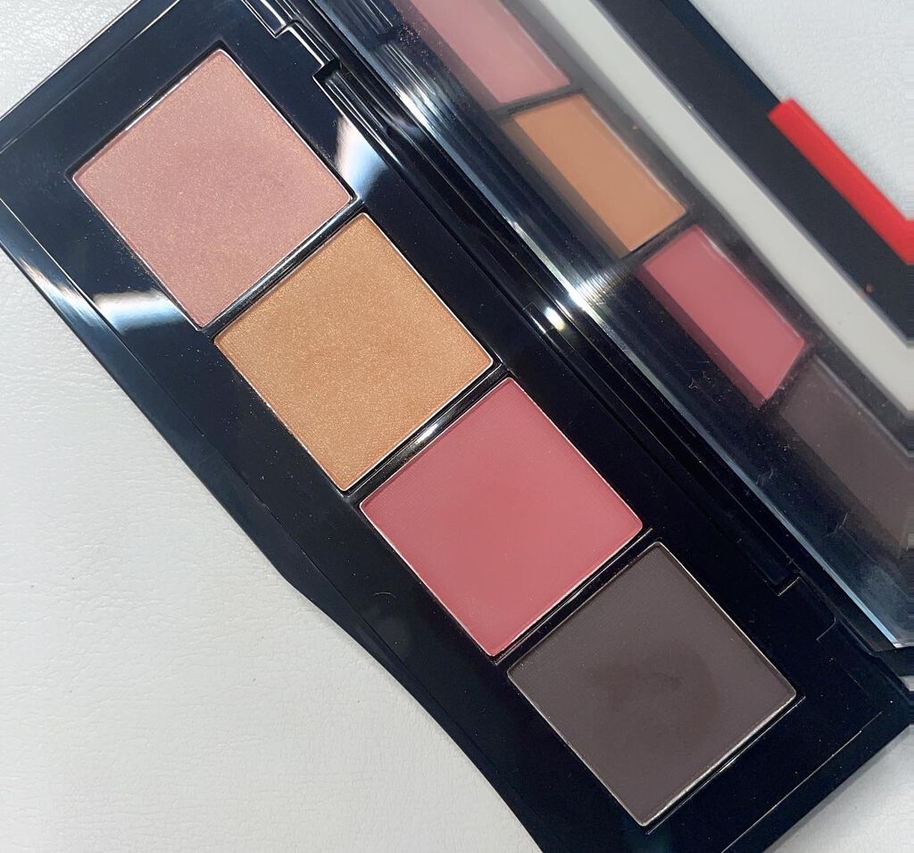 メスメリック リップスティック/CHICCA/口紅を使ったクチコミ(2枚目)