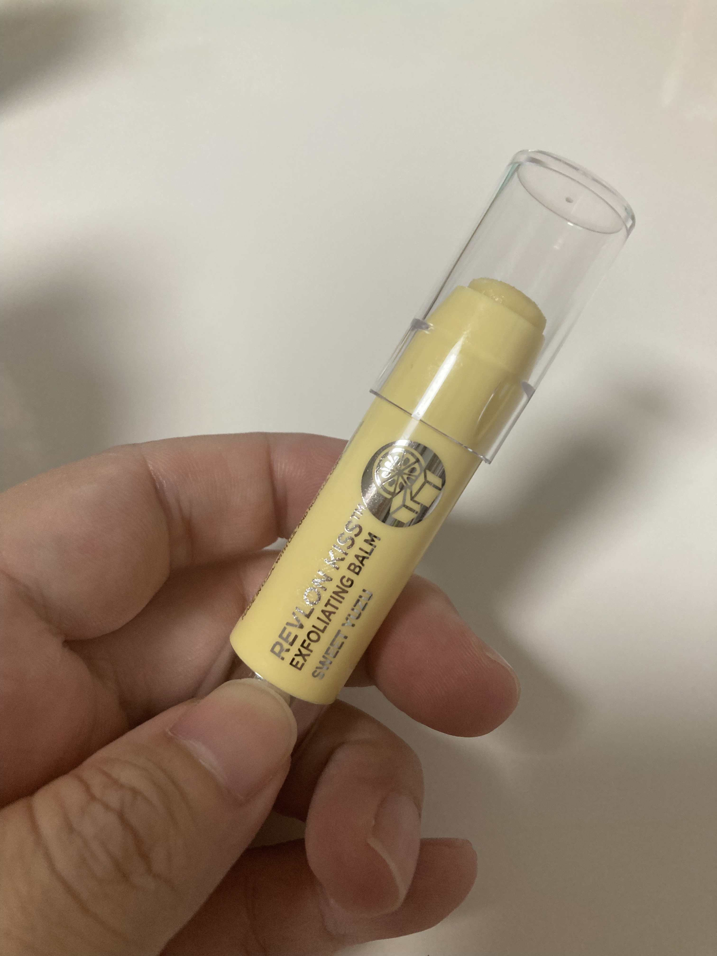 レブロン キス シュガー スクラブ 113 スウィート ユズ/REVLON/リップスクラブを使ったクチコミ（2枚目）