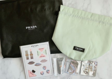 試してみた】リセット セッティング パウダー PRADA BEAUTYの 試してみた】リセット セッティング パウダー PRADA BEAUTYの