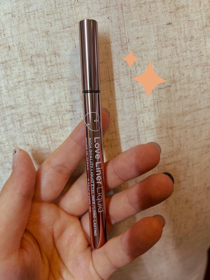 リキッドアイライナーR4/ラブ・ライナー/リキッドアイライナーを使ったクチコミ(1枚目)