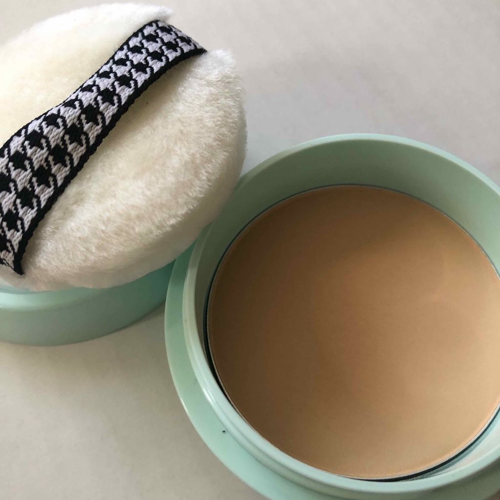 フェイスパウダー 薬用オークル/クリアラスト/プレストパウダーを使ったクチコミ(2枚目)