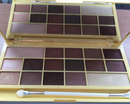 アイラブチョコレート/MAKEUP REVOLUTION/アイシャドウパレットを使ったクチコミ(2枚目)