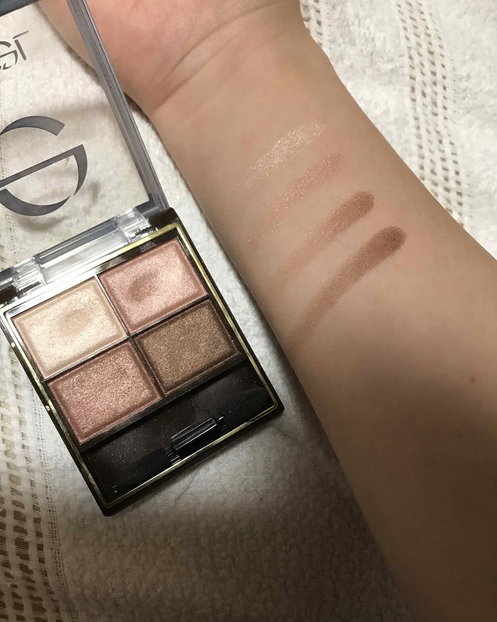 スキニーリッチシャドウ/excel/アイシャドウパレットを使ったクチコミ（2枚目）