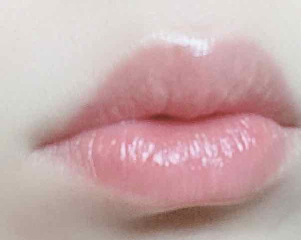 レ・メルヴェイユーズ ラデュレ リップ コンディショナーのクチコミ「使った初日から好きなラデュレさんのリップトリートメント！
夜寝る前と、朝起きた時に塗ってます。.....」（3枚目）