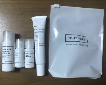 TOUT VERT 薬用美白・ニキビ★実感ホワイトニングトライアルセットのクチコミ「トゥヴェール
TOUT VERT
薬用美白・ニキビ★実感ホワイトニングトライアルセット


ネ.....」（1枚目）