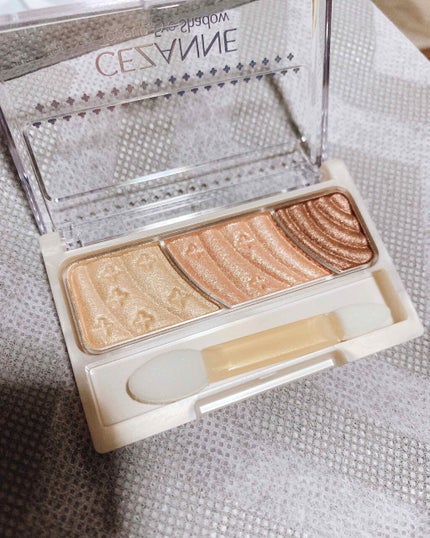 トーンアップアイシャドウ/CEZANNE/アイシャドウパレットを使ったクチコミ(2枚目)