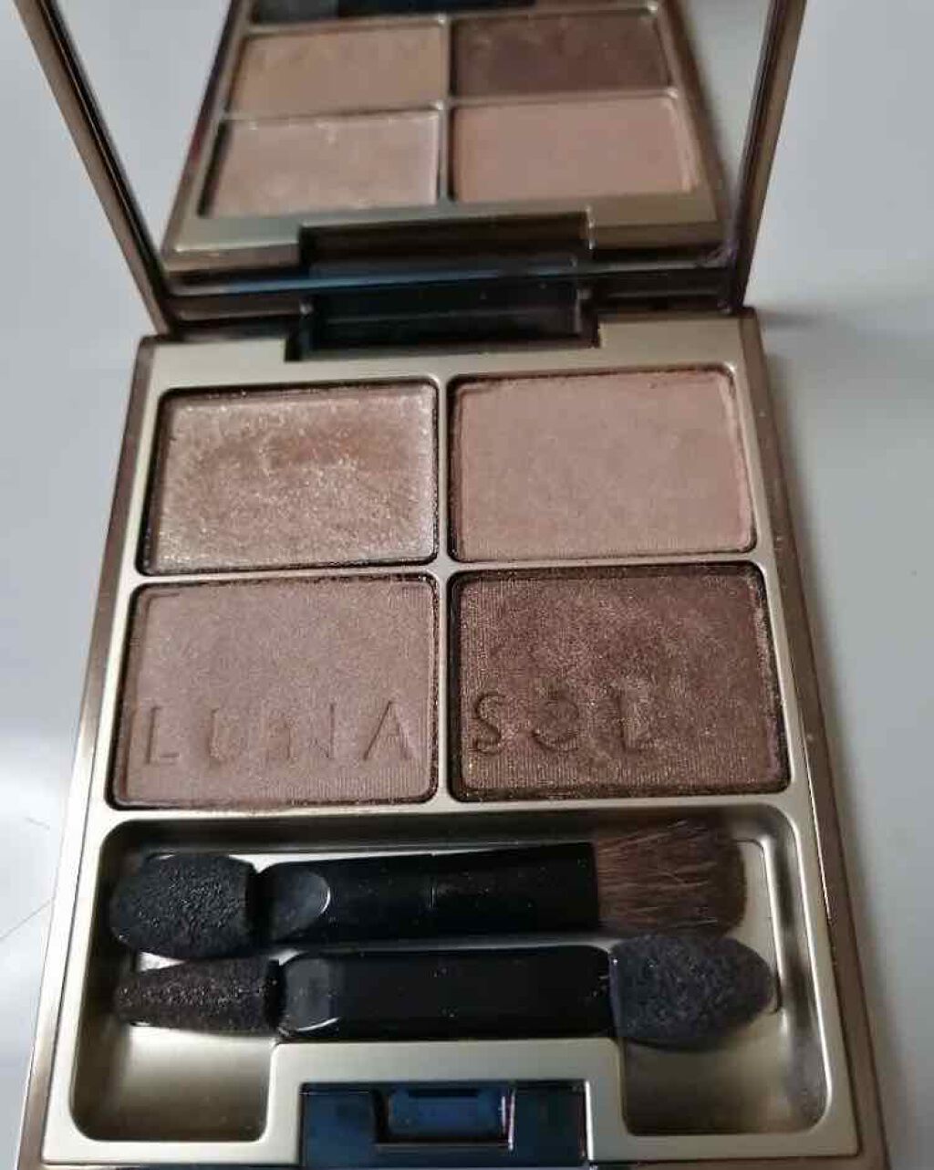 スキンモデリングアイズ/LUNASOL/アイシャドウパレットを使ったクチコミ(1枚目)