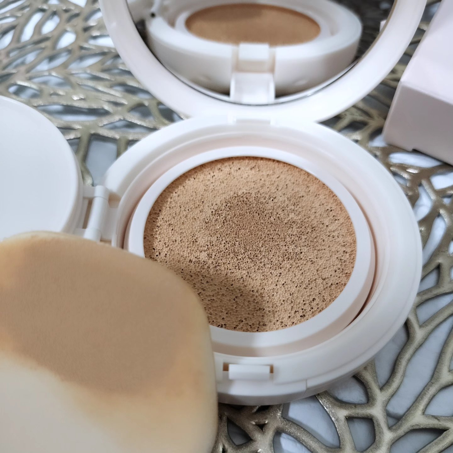 フィクシングヌードフィットクッション/too cool for school/クッションファンデーションを使ったクチコミ（2枚目）