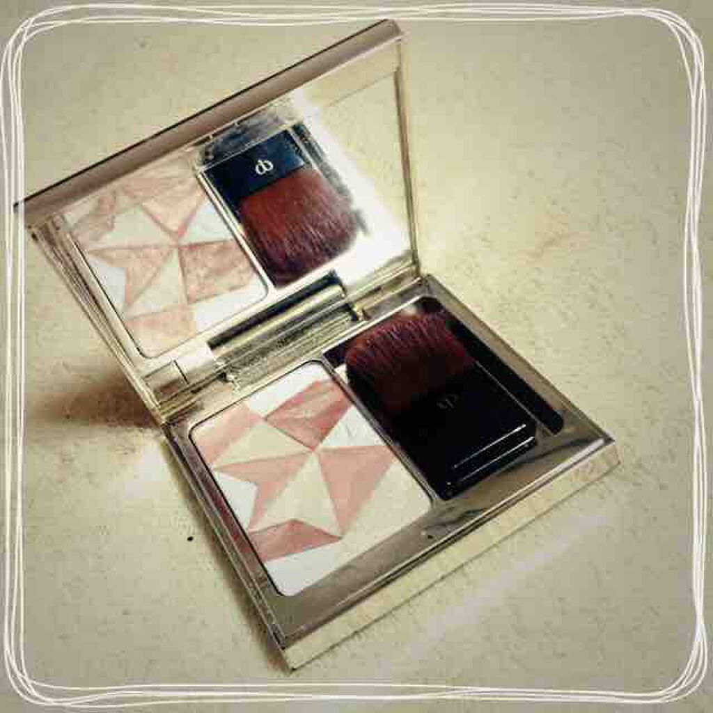 クレ・ド・ポー ボーテ レオスールデクラ/クレ・ド・ポー ボーテ/パウダーハイライトを使ったクチコミ(1枚目)