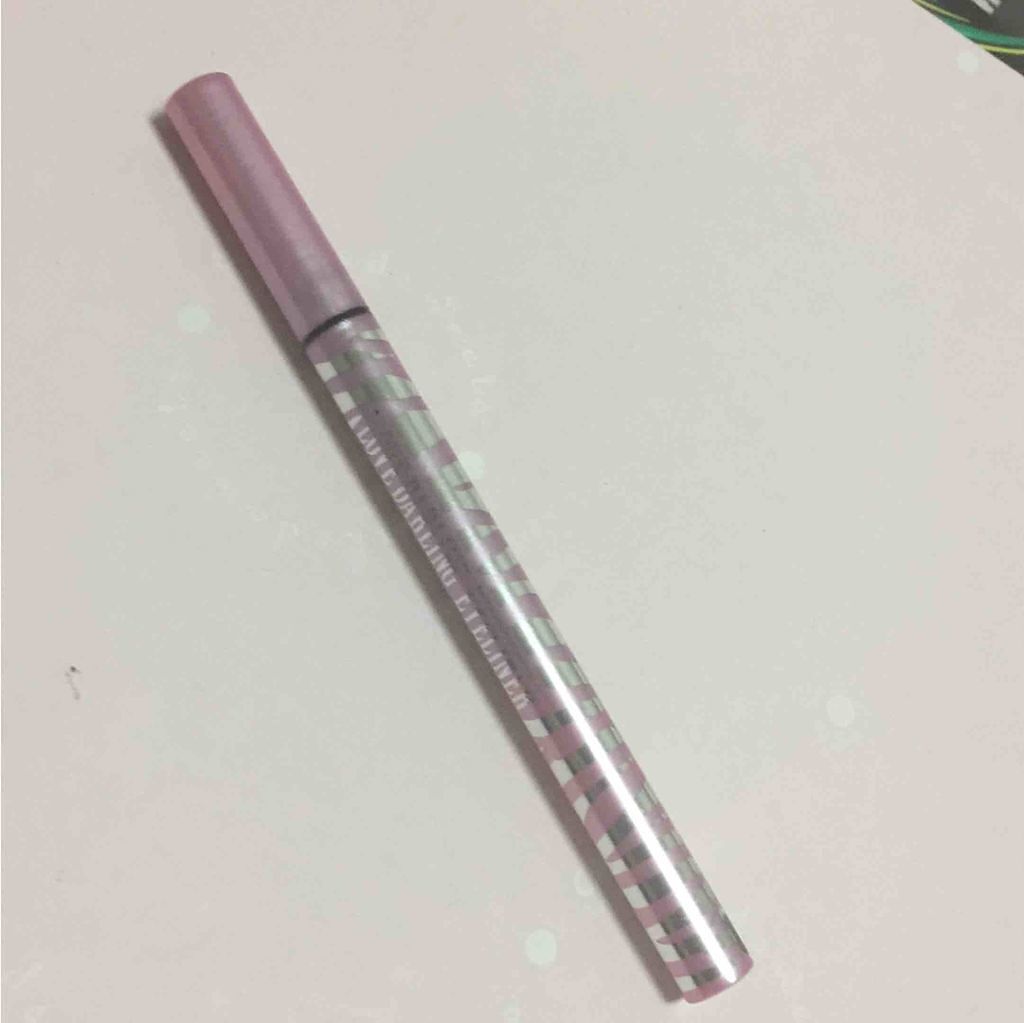 リキッドアイライナー/ラブダーリンコスメ/リキッドアイライナーを使ったクチコミ(1枚目)