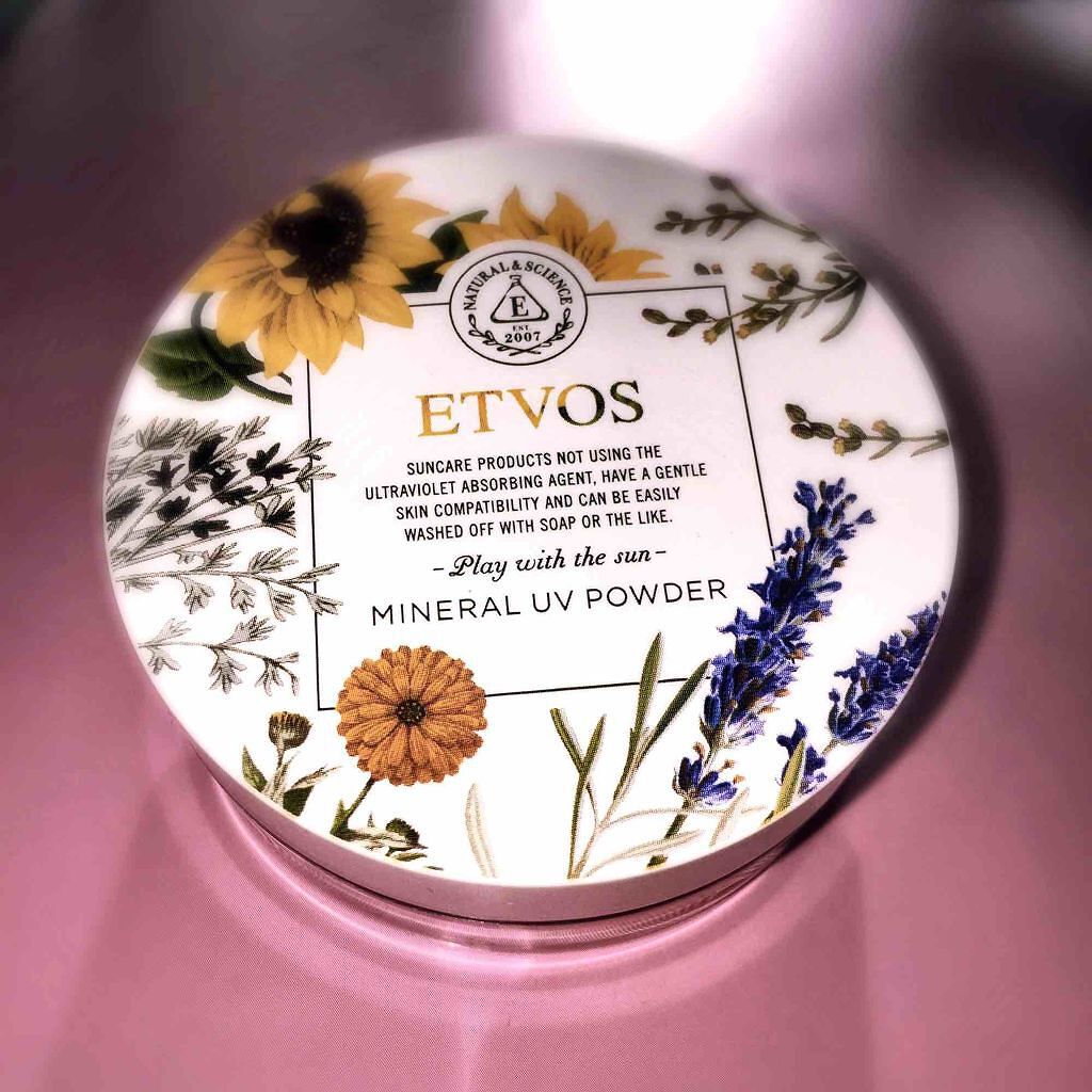 ミネラルUVパウダー/SPF50・PA++++/エトヴォス/ルースパウダーを使ったクチコミ(1枚目)