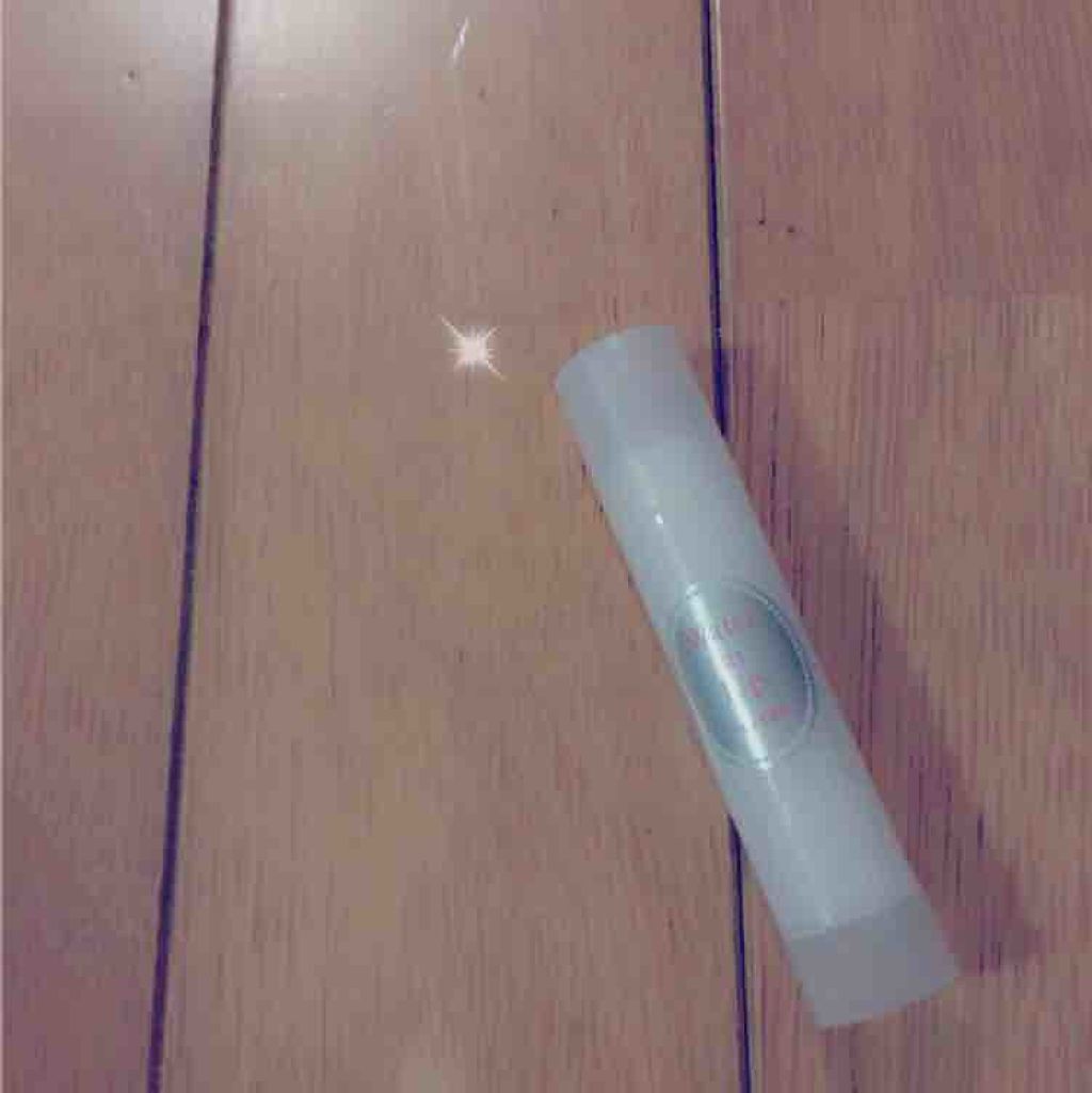 ウォーターインリップ 薬用ナチュラルケア(無香料・無着色)/ウオーターinリップ/リップクリームを使ったクチコミ(1枚目)