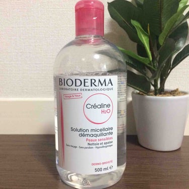 BIODERMA 
ビオデルマのサンシビオ❣️

コットンにたっぷり含ませて
うるおいクレンジング♪
仕上がりはさっぱりするのに
お肌がつっぱらないのでお気に入り💓

朝晩、どちらも愛用しています💝
◎