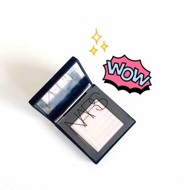 NARS デュアルインテンシーアイシャドウ  1928💖

ドライでもウェットでも使えるアイシャドウ✨
このカシオペアという色は白に見えますが、塗ると、ラベンダー色やピンクの
偏光ラメがとても可愛いので