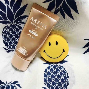 ANESSA face sunscreen BB SPF50+
ナチュラル <日焼け止め用乳液>
毎年夏にお世話になるBBクリーム( ✌︎'ω')✌︎
SPF50+ですが、乳液のように
滑らかに使うこと