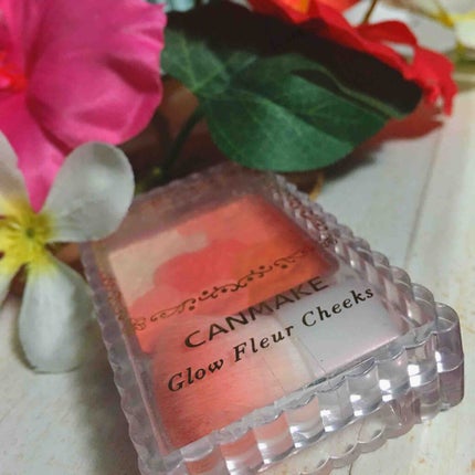 グロウフルールチークス/キャンメイク/パウダーチークを使ったクチコミ(1枚目)