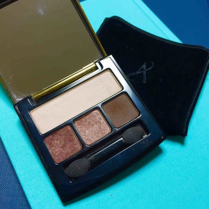 シグネチャーカラー アイシャドウ ナチュラルグロー/アーティストリー/アイシャドウパレットの画像