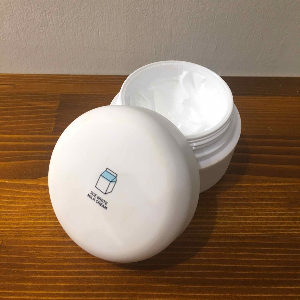WHITE MILK CREAM/3CE/フェイスクリームを使ったクチコミ(1枚目)
