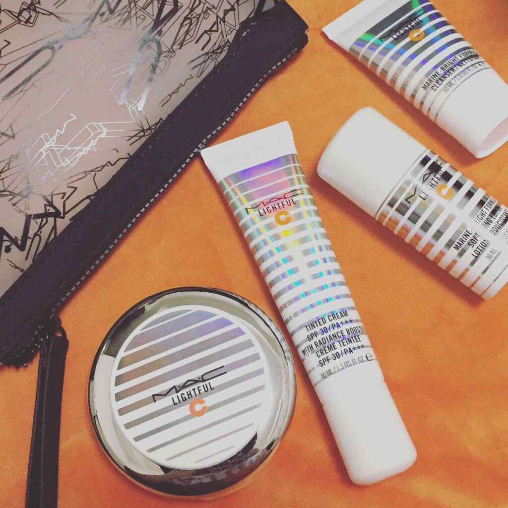 ライトフル C+ SPF 30 ファンデーション/M・A・C/パウダーファンデーションを使ったクチコミ(1枚目)