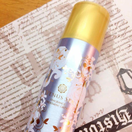 フレグランス トリートメント グロス ジャスミン&ホワイトカメリア/ヴィーナススパ/ヘアスプレーを使ったクチコミ(1枚目)