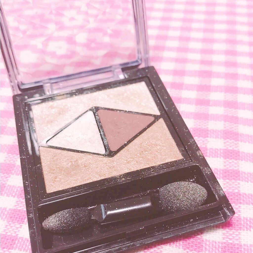 インテグレート ラインパワーアイズのクチコミ「インテグレートのアイシャドウです😉❣️近所のドラッグストアでかなり格安で手に入れました😝😝ラメ.....」（2枚目）