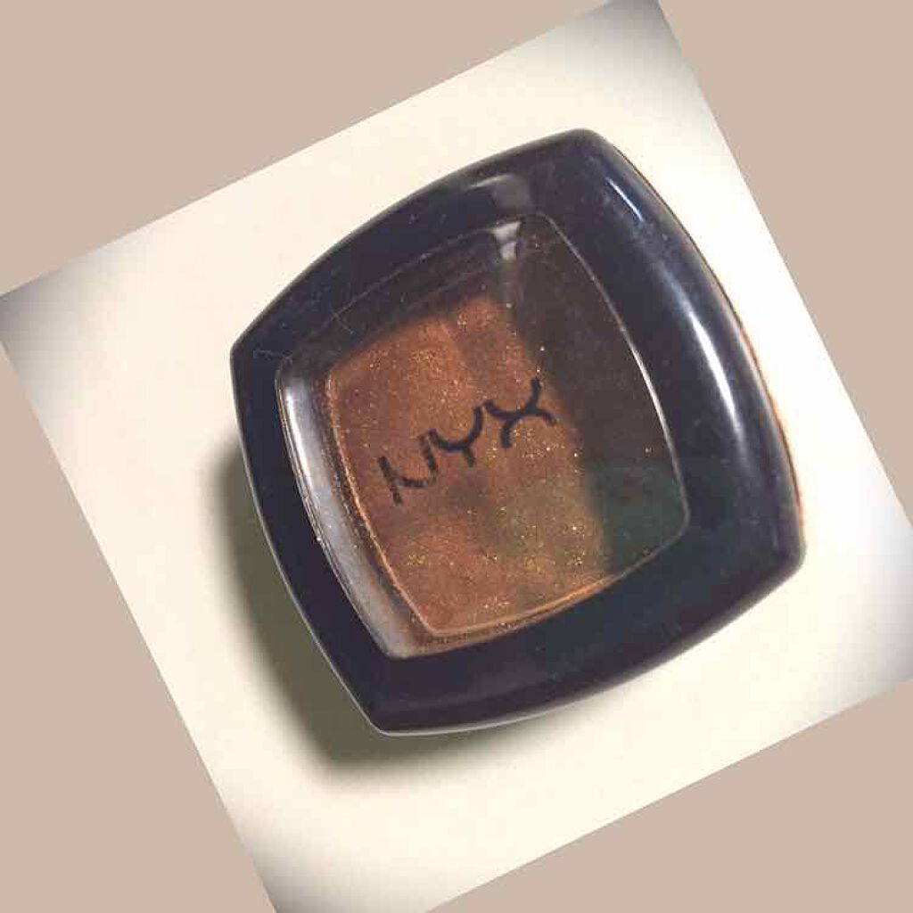 シングルアイシャドウ/NYX Professional Makeup/単色アイシャドウを使ったクチコミ（2枚目）