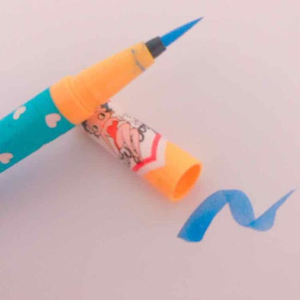 ワンダフルカラーアイライナー/Queen's Key(クイーンズキー)/リキッドアイライナーを使ったクチコミ(1枚目)